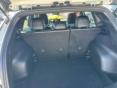 Used 2025 Jeep Compass Latitude image 16