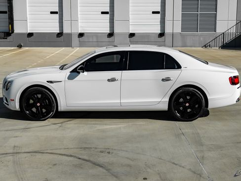 Used 2018 Bentley Flying Spur S V8 image 7