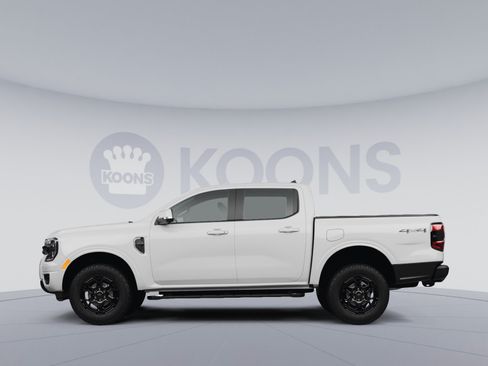 Used 2025 Ford Ranger Lariat w/ FX4 Off-Road Package AWD/4WD image 2