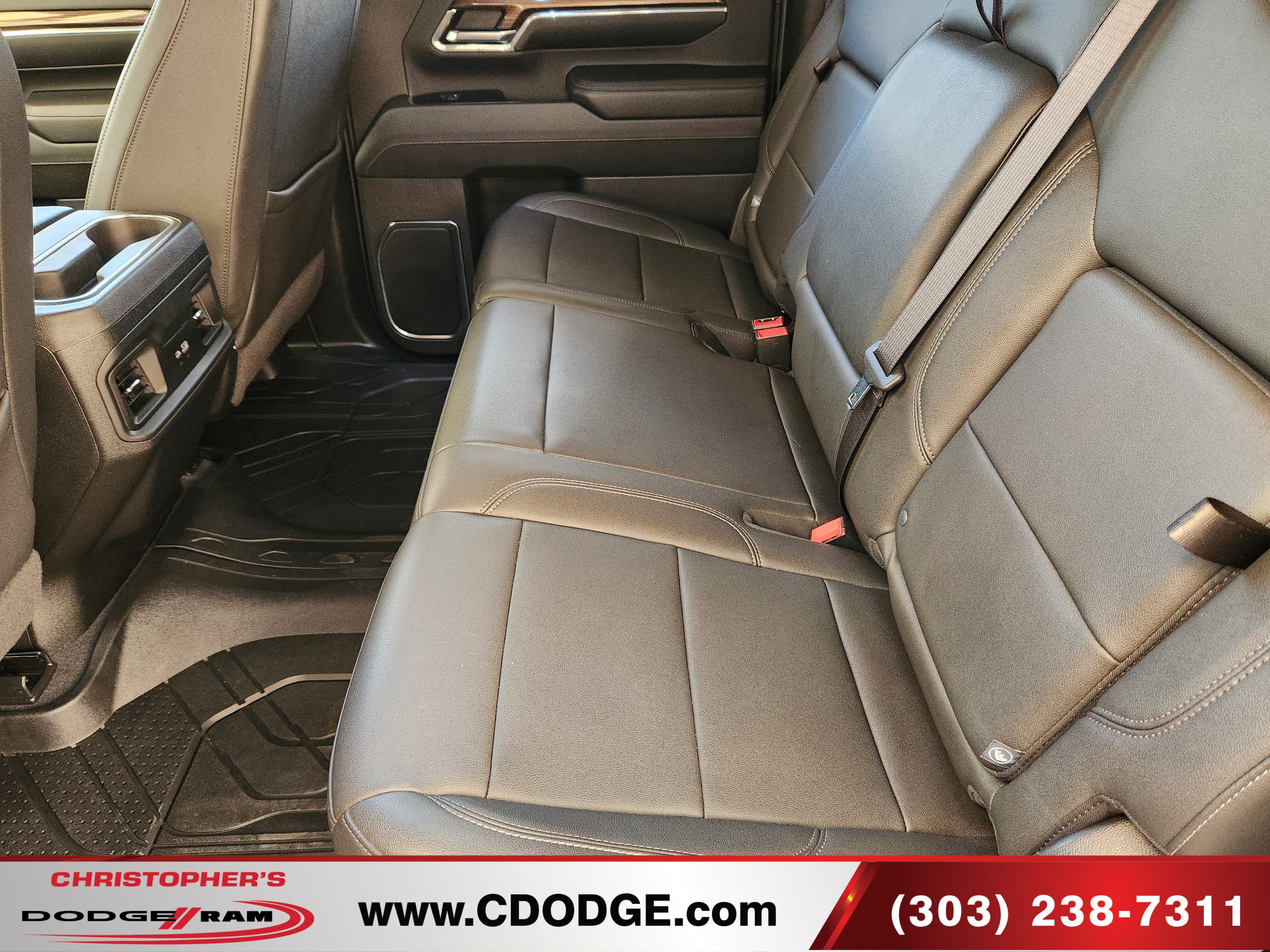 Used 2024 Chevrolet Silverado 2500 LT w/ Midnight Edition AWD/4WD image 19