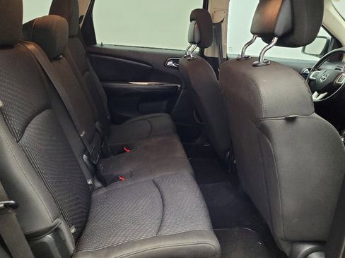 Used 2018 Dodge Journey SE w/ Connectivity Group image 19
