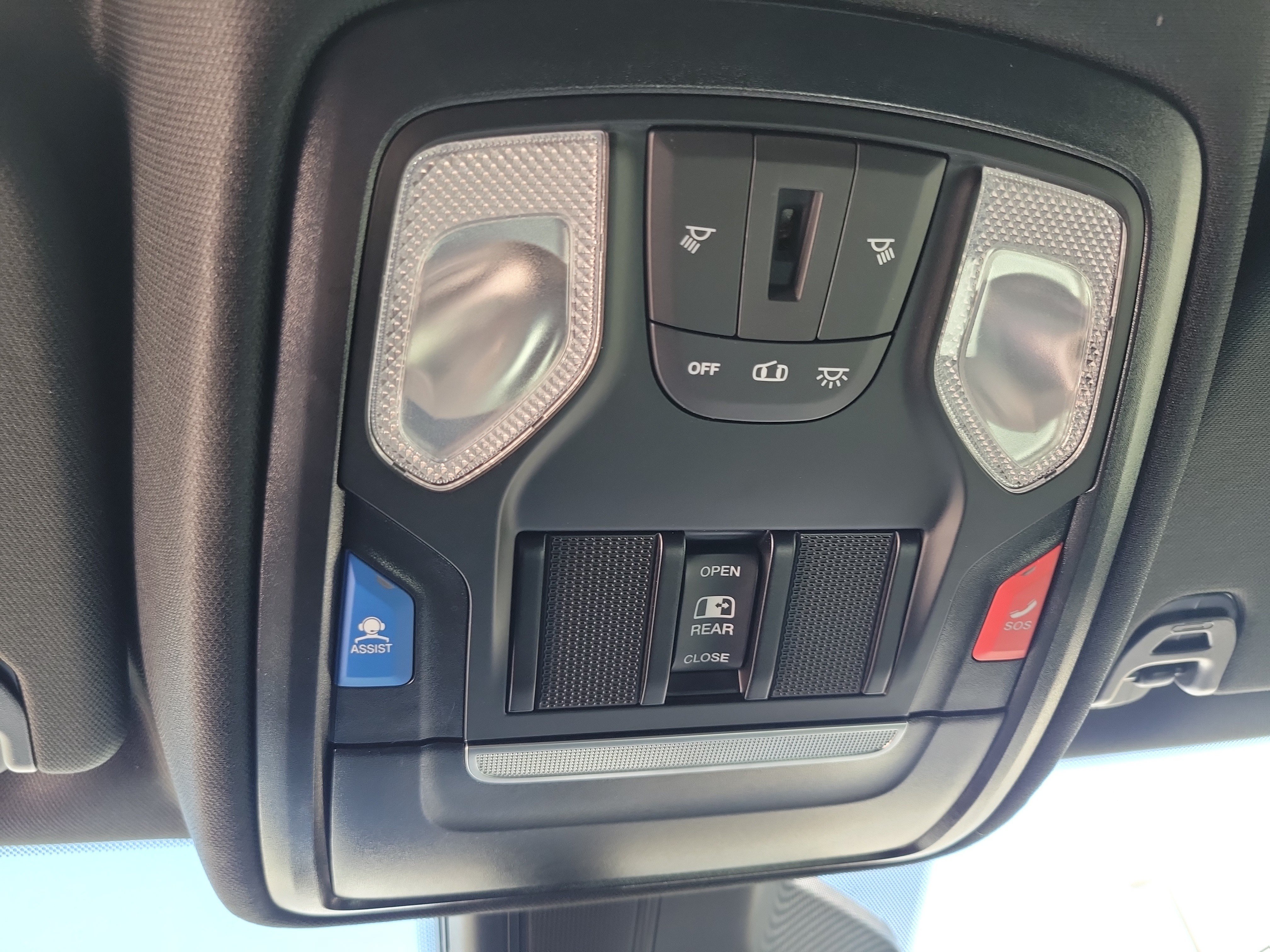 Used 2025 RAM 1500 Big Horn RWD image 27