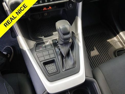 Used 2023 Toyota RAV4 LE AWD/4WD image 19