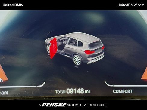 Used 2024 BMW X3 sDrive30i w/ Convenience Package RWD image 7
