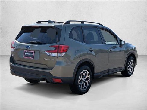 Used 2019 Subaru Forester Premium image 5