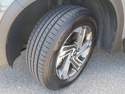 Used 2023 Hyundai Santa Fe SEL AWD/4WD image 9