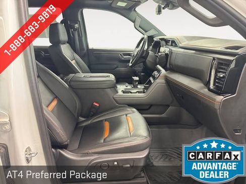 Used 2022 GMC Sierra 1500 AT4 w/ AT4 Premium Package AWD/4WD image 5