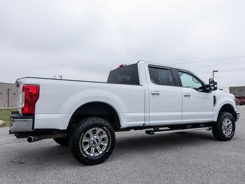 Used 2019 Ford F250 XLT w/ XLT Premium Package image 10