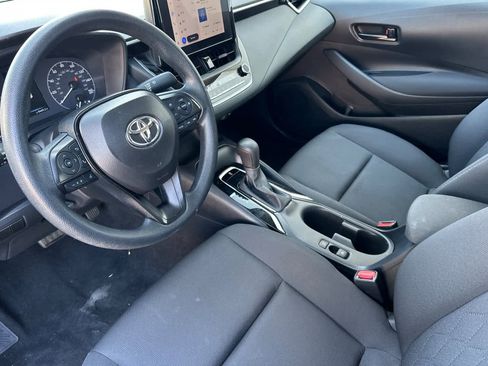 Used 2024 Toyota Corolla LE image 12