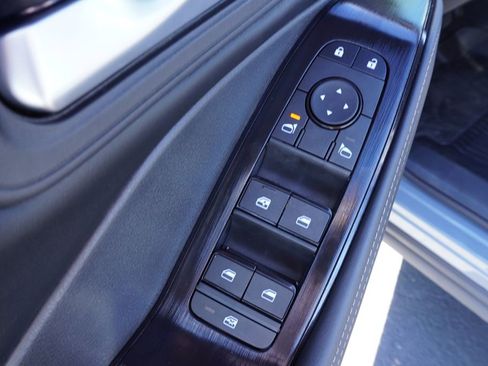 New 2026 Nissan Rogue SV image 15