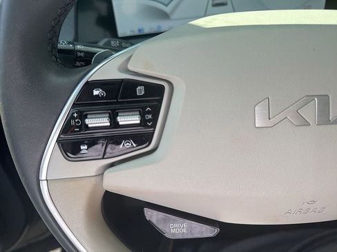 Used 2023 Kia EV6 Wind RWD image 14