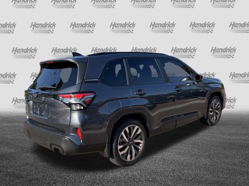 Used 2025 Subaru Forester Touring w/ Popular Package - Touring AWD/4WD image 10