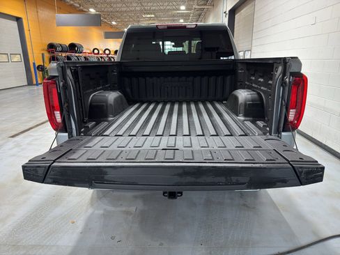 Used 2024 GMC Sierra 1500 AT4 w/ AT4 Premium Package image 23