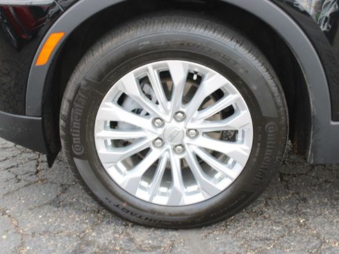 Used 2024 Cadillac XT4 Luxury image 11