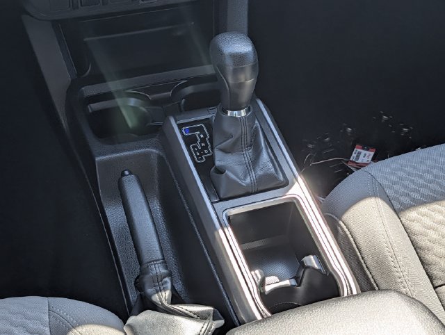 Certified 2022 Toyota Tacoma SR5 RWD image 14