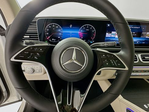 New 2026 Mercedes-Benz GLE 350 4MATIC image 12