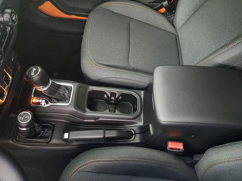 New 2025 Jeep Wrangler Sport S image 29