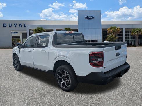 New 2025 Ford Maverick Lariat image 5