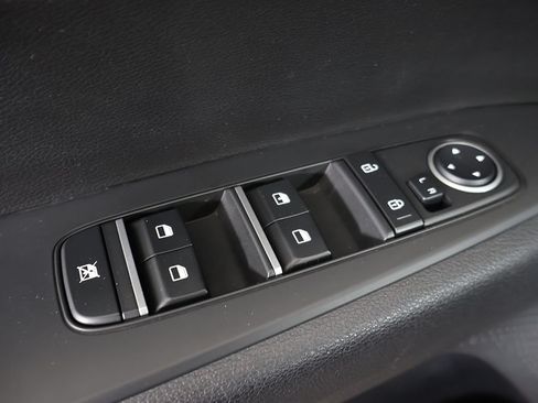 Used 2023 Kia Forte LXS FWD image 33