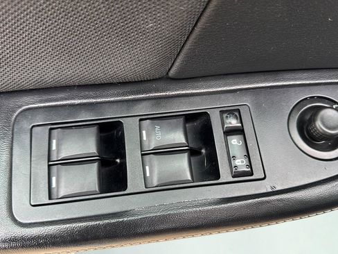 Used 2014 Dodge Avenger SXT w/ Sun/Sound Group image 12