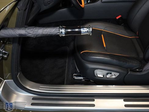 Used 2021 Rolls-Royce Dawn RWD image 16
