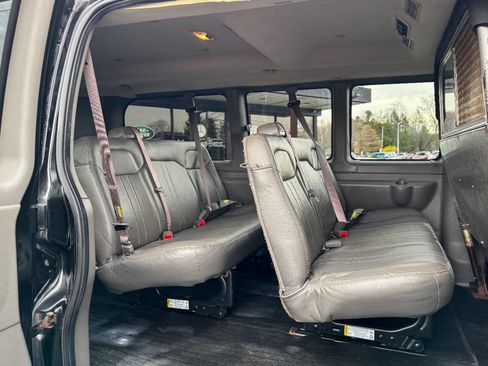 Used 2014 Chevrolet Express 2500 LS image 13