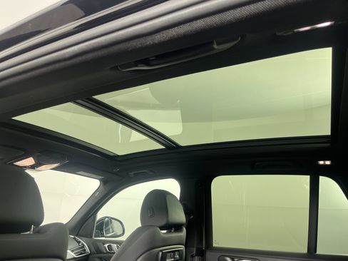 Used 2021 BMW X5 xDrive40i w/ Convenience Package image 17