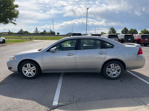 Used 2006 Chevrolet Impala LT FWD image 6