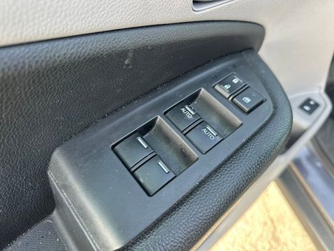 Used 2018 Honda Pilot EX-L image 11