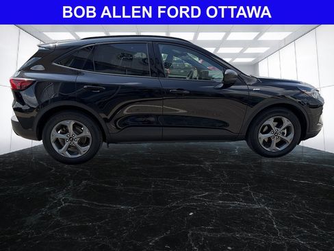 Used 2025 Ford Escape ST-Line w/ Equipment Group 301A FWD image 7