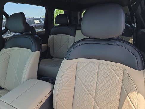 New 2027 Kia Telluride EX FWD image 22