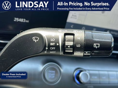 Used 2024 Hyundai Kona Limited AWD/4WD image 23