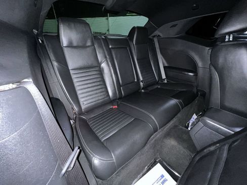 Used 2011 Dodge Challenger RWD image 25