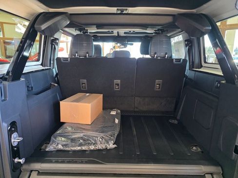 New 2025 Ford Bronco Heritage Edition image 18