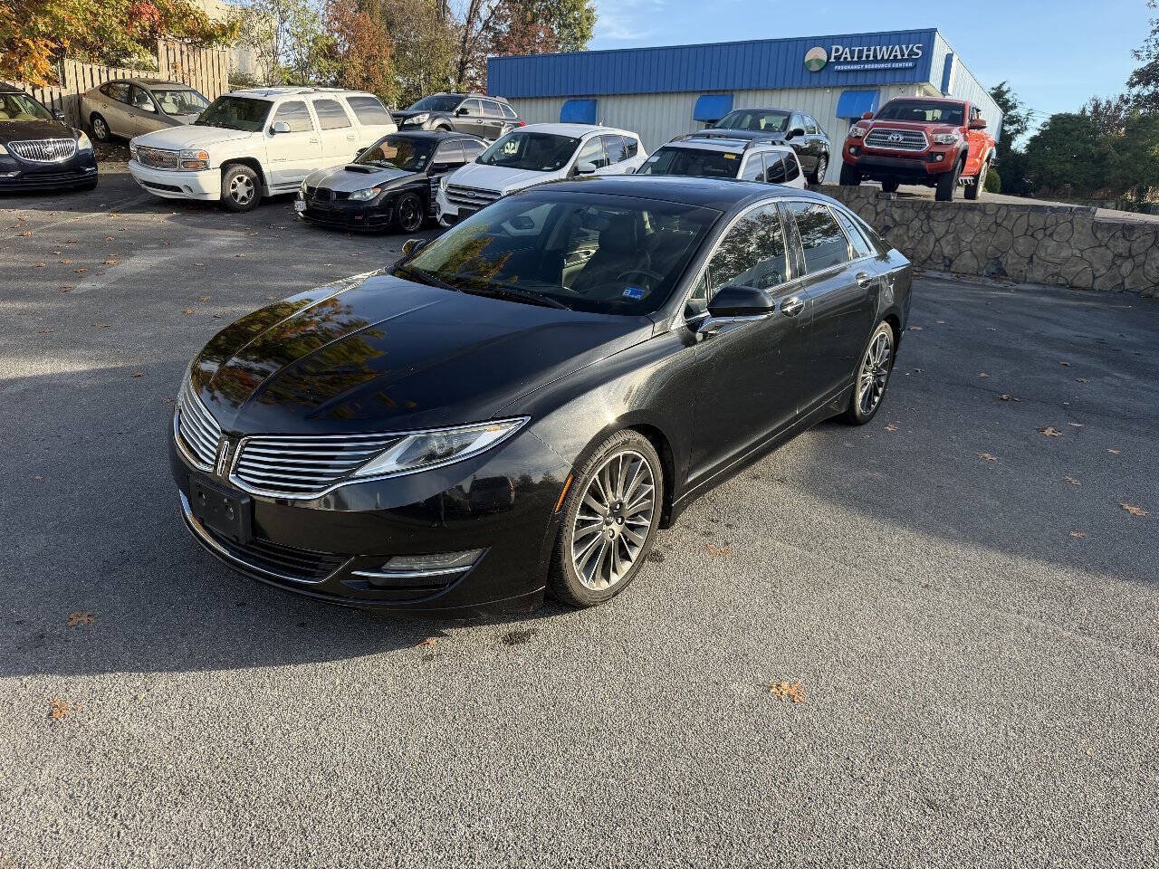 Used 2014 Lincoln MKZ AWD image 3
