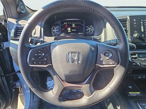 Certified 2024 Honda Passport TrailSport image 28