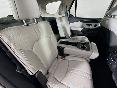 Certified 2023 Honda Pilot Elite image 37