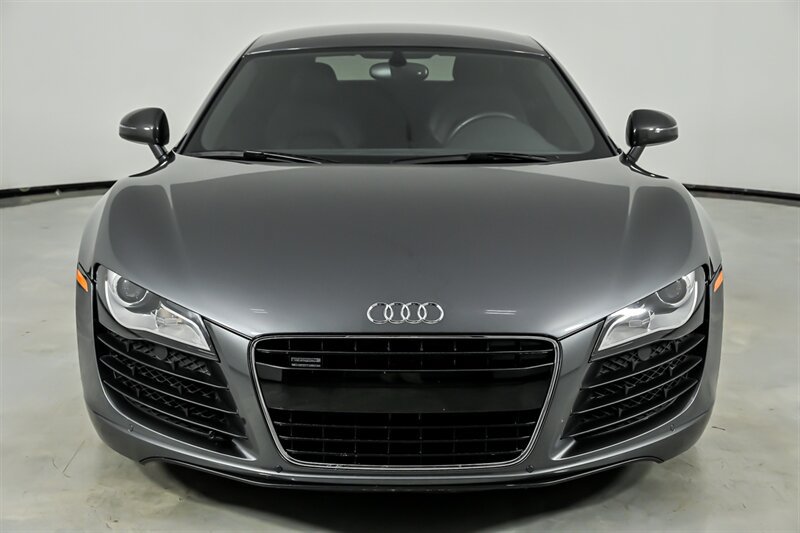 Used 2011 Audi R8 V8 AWD/4WD image 4