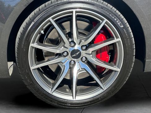 Used 2025 Genesis G70 2.5T image 27