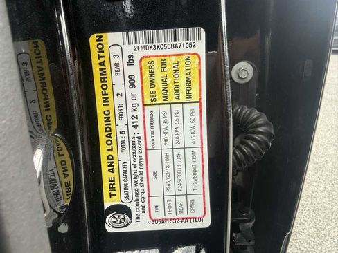 Used 2012 Ford Edge Limited w/ Driver Entry Pkg image 11