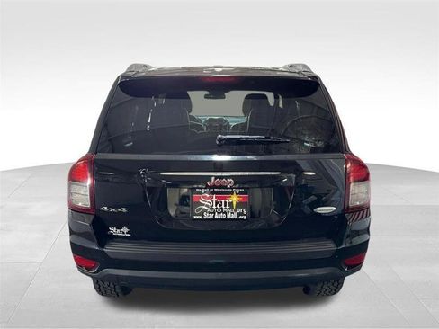 Used 2014 Jeep Compass Latitude w/ Sun/Sound Group AWD/4WD image 6