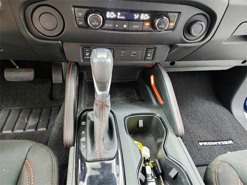 Used 2022 Nissan Frontier Pro-X image 25