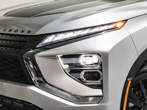 New 2025 Mitsubishi Eclipse Cross Black Edition image 2