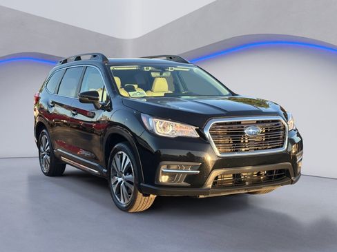 Used 2022 Subaru Ascent Limited image 8