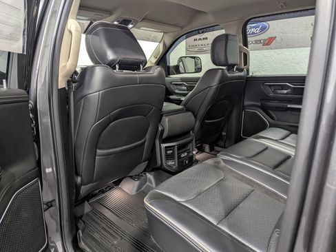 Used 2021 RAM 1500 Laramie w/ Off Road Group image 13