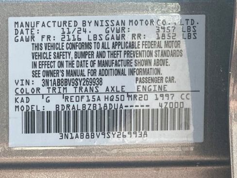 Used 2025 Nissan Sentra S image 32