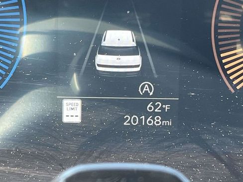 Used 2025 Hyundai Santa Fe SEL image 28