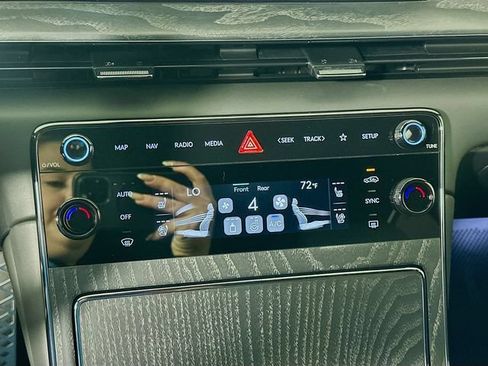 New 2026 Genesis GV80 3.5T Prestige AWD/4WD image 14