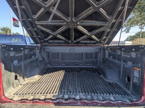 Used 2018 GMC Canyon SLT w/ Driver Alert Package image 29