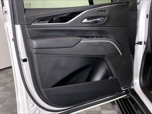 Used 2021 Cadillac Escalade Sport w/ Driver Assist Tech Package AWD/4WD image 22